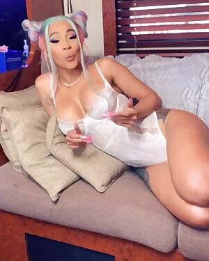 Cardi B looking round