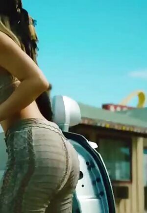 Kylie Jenner has a great ass