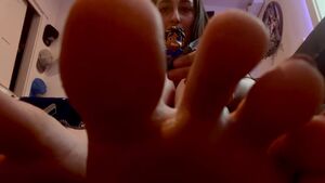 Giantess IRL Cum On Feet Foot