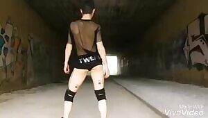 Twink booty twerking it 😛😍🍑