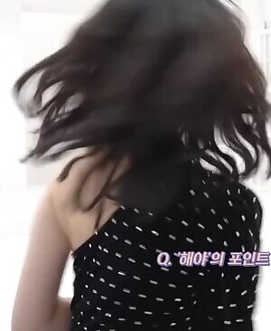 eunha - showing skin