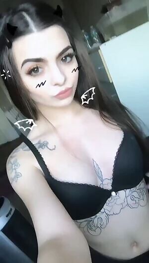 I heard you guys like little boobies. I hope I it here!