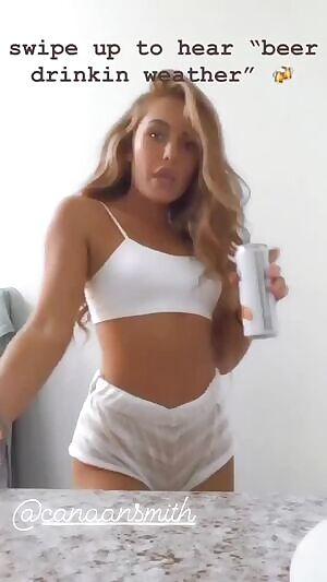 Heidi Hoback's shake and smile