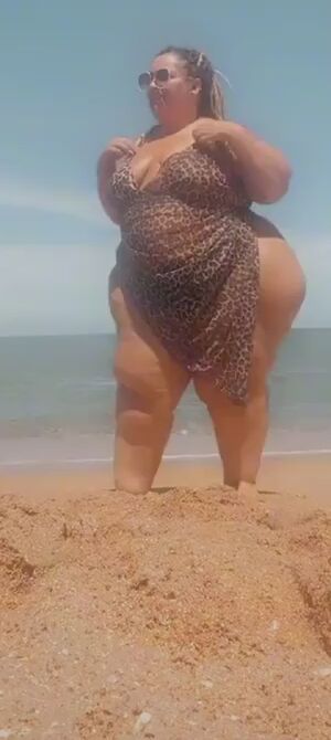 BBW Thong Amateur Big Ass Latina