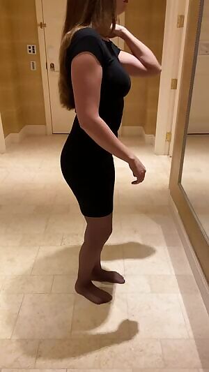 Wore this to dinner before all the restaurants closed! Damn corona! ☹️