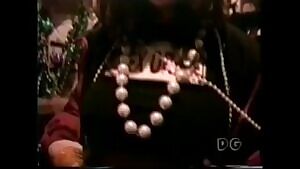 Unashamed girl flashes her tits and gets groped at Mardi Gras