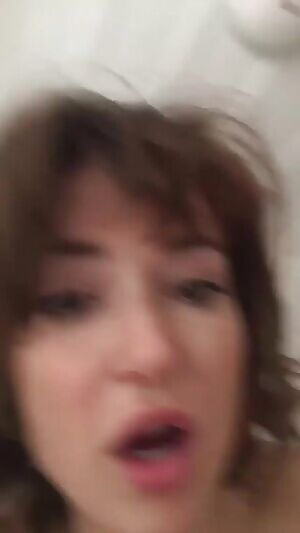 Busty: Milana Vayntraub