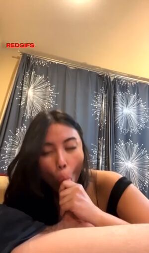 I suck on a first date :)