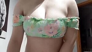 what do you all think of this crop top for vacation?