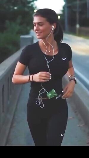 Minijello going for a jog.