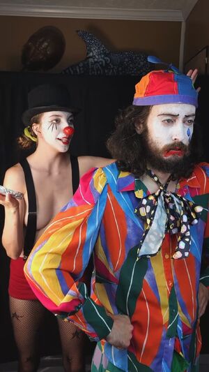Clown Girls Amateur Costume Funny Non-nude
