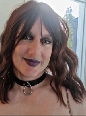 Mature Shemales Amateur BBC slut Collar
