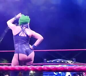 Everytime I see this ass shaking beauty, I just lose it