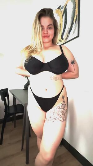 Amateur Ass Homemade MILF POV