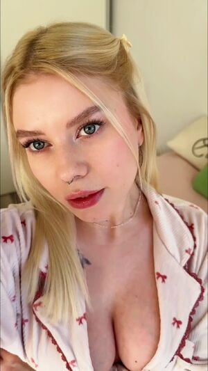 Busty Petite Big Tits Blonde Boobs