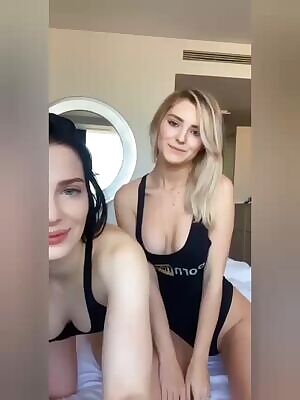 Nice Lesbian Collab