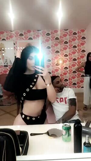 I'm gonna start jerking to Kylie Jenner in about an hour. PM's welcome to talk dirty or jerk with me