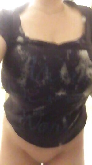 My irst tittie drop whilst showering and laundering. #ultimate multitasker 😝