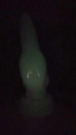 XL glyth Glow in the dark fun