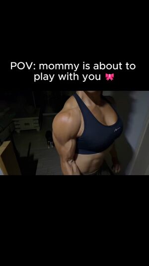 Muscle Mommies Muscles Muscular Girl