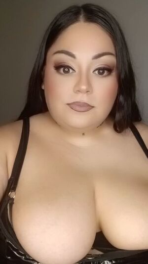 Voluptuous BBW Amateur Big Tits Boobs