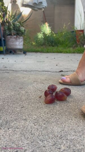 Asian Feet Foot Heels Sexy Voice