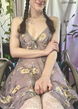 Disability and Sex Amateur Brunette Camgirl