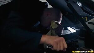 Cassidy Banks - My Mechanic Fucked My Wife