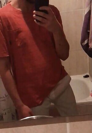 a not-so-little throwback – i was so horny that night 🍆