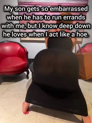 Clothed Twerking Ass Mom