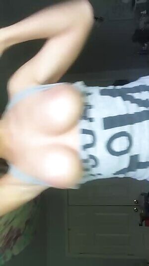 I'm having fun with myself while no one's home